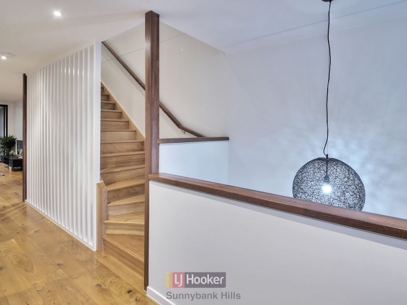 4 Colville Street, Highgate Hill QLD 4101