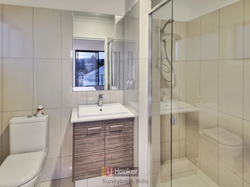 4 Colville Street, Highgate Hill QLD 4101