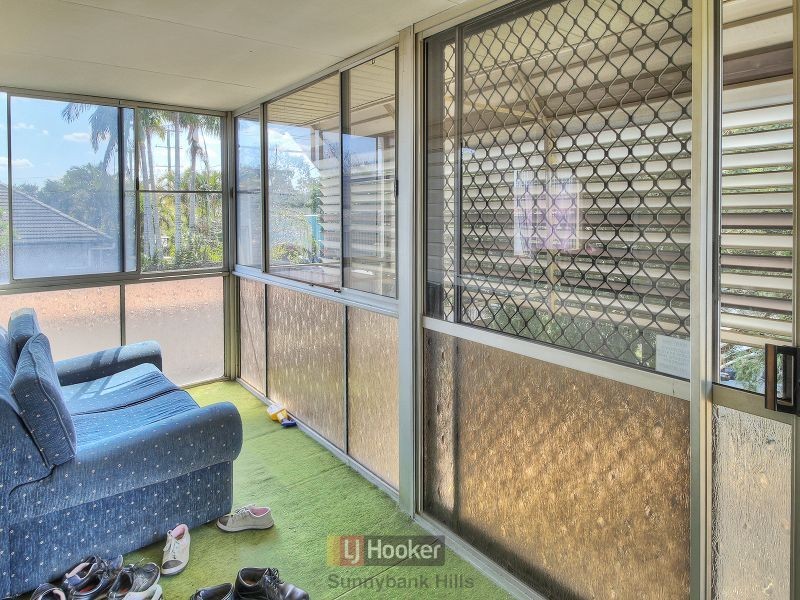 15 Celtic Street, Coopers Plains QLD 4108