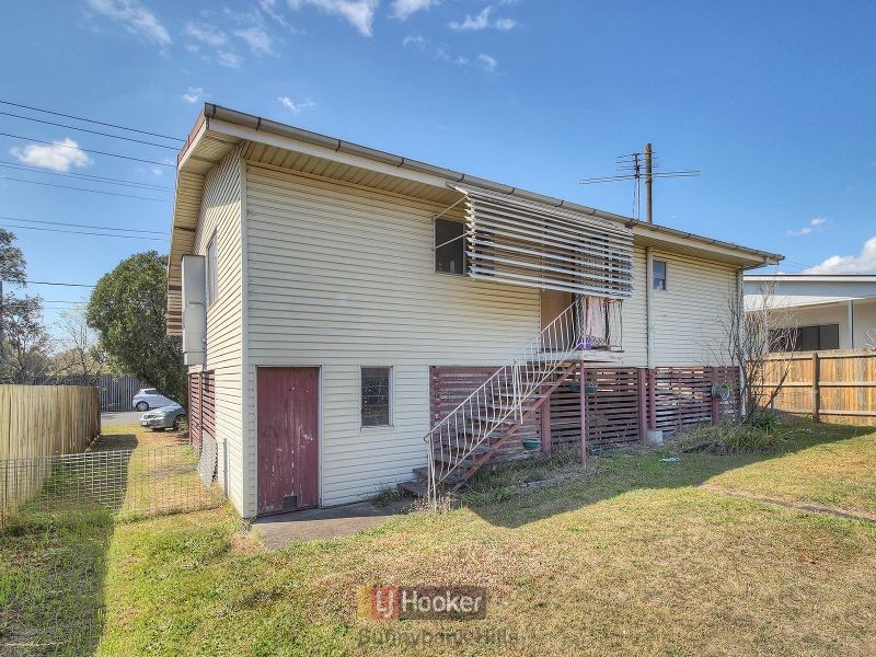 15 Celtic Street, Coopers Plains QLD 4108