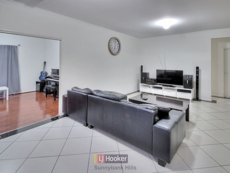 66 Gardenia Circuit, Heathwood QLD 4110