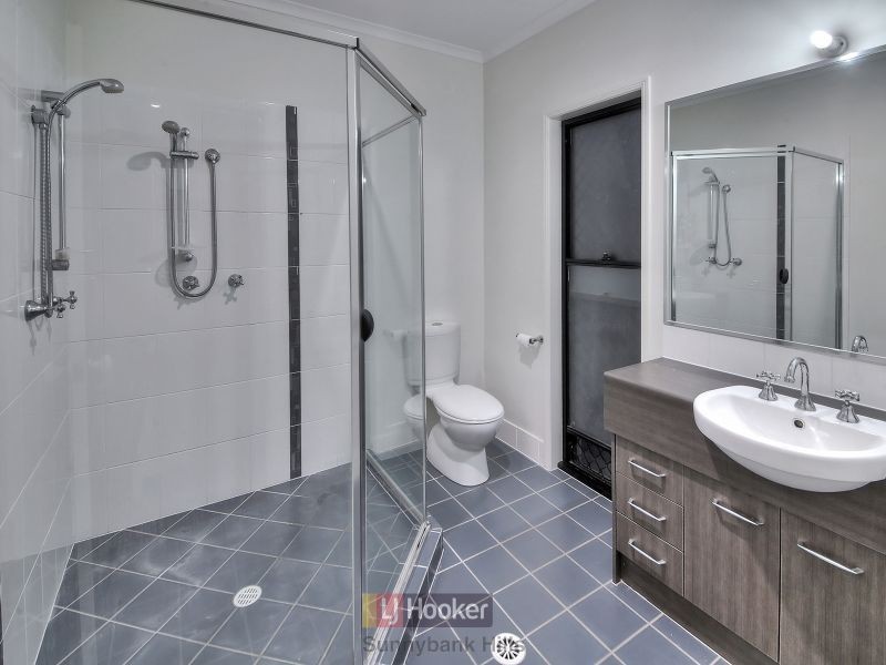 66 Gardenia Circuit, Heathwood QLD 4110