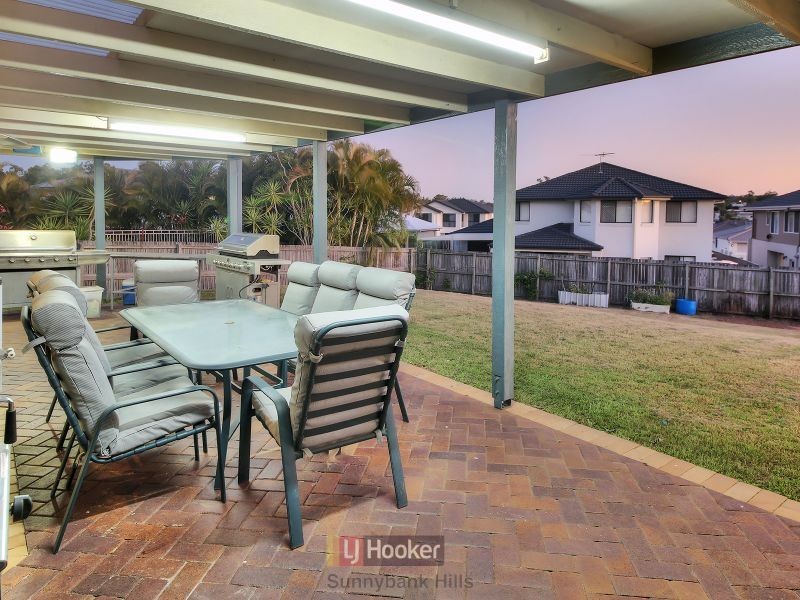 31 Azalea Crescent, Calamvale QLD 4116
