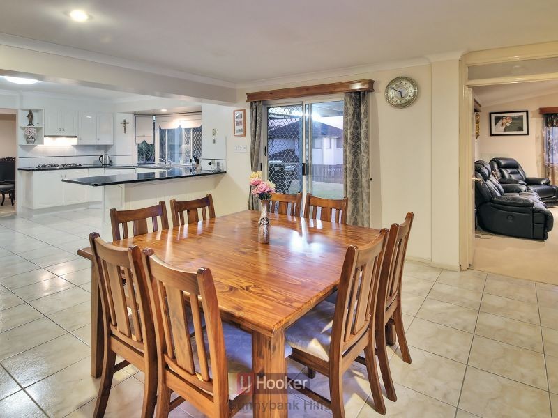 31 Azalea Crescent, Calamvale QLD 4116