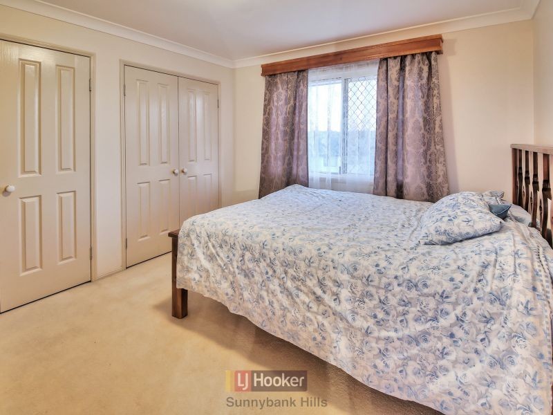 31 Azalea Crescent, Calamvale QLD 4116