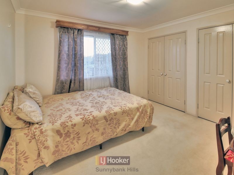 31 Azalea Crescent, Calamvale QLD 4116