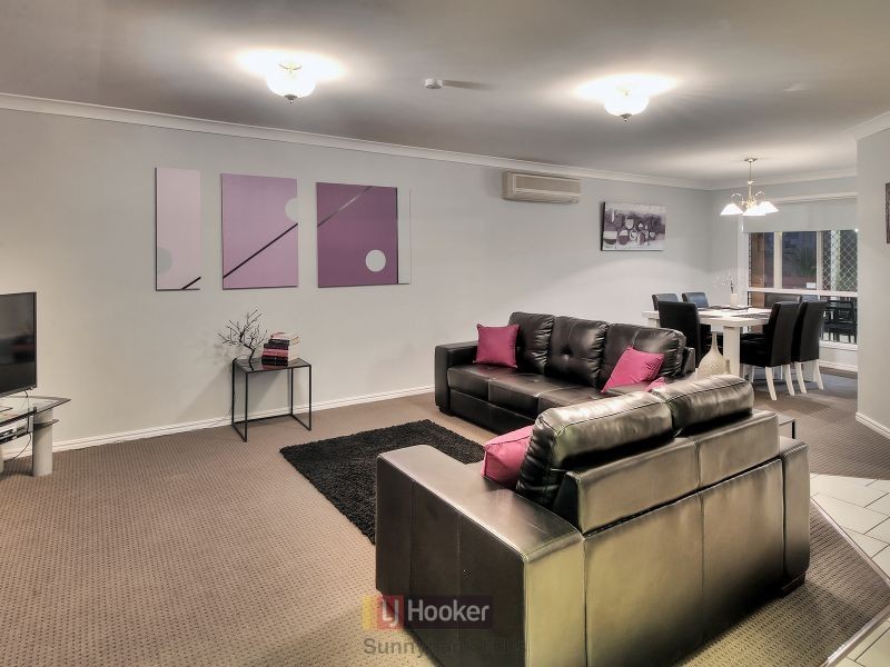 6 Golden Rain Place, Stretton QLD 4116