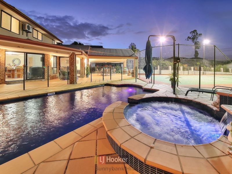 28 Honeysuckle Way, Calamvale QLD 4116