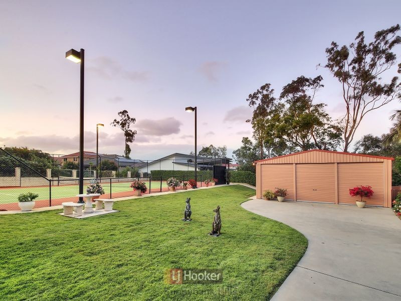 28 Honeysuckle Way, Calamvale QLD 4116