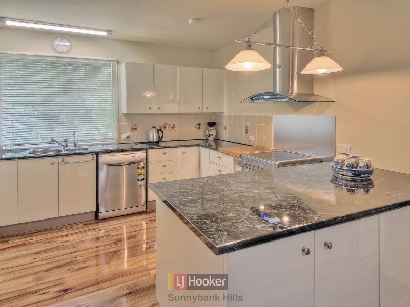 3 Gowan Road, Sunnybank Hills QLD 4109