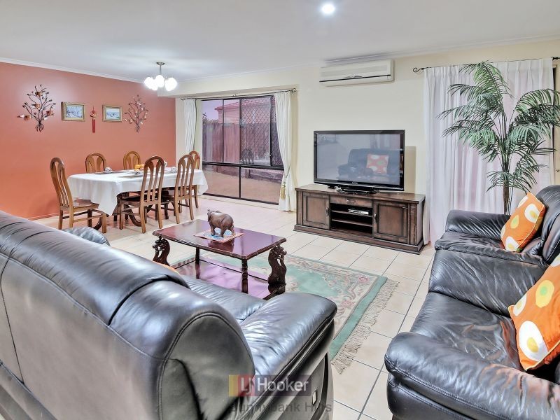 12 Oakview Street, Parkinson QLD 4115