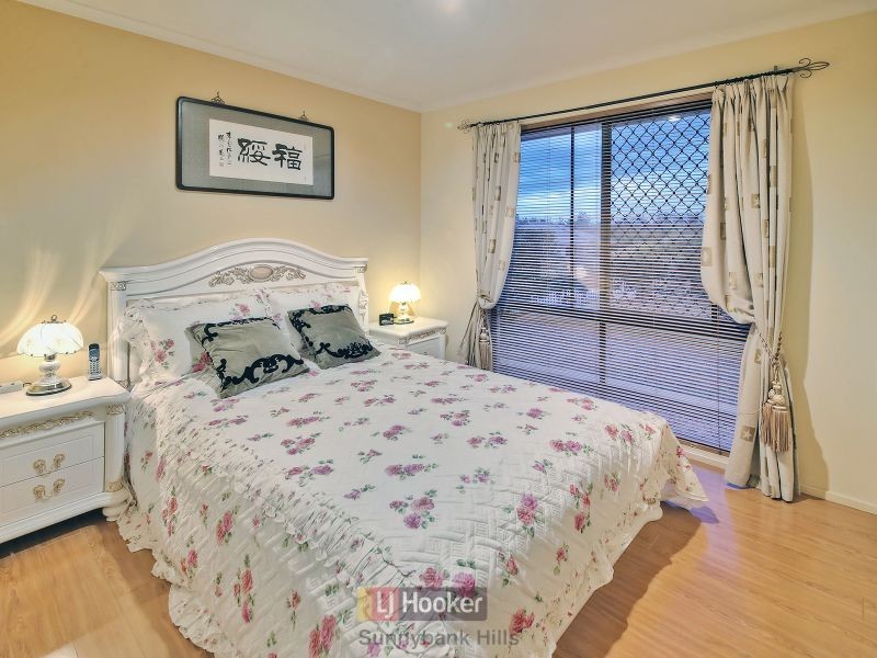 12 Oakview Street, Parkinson QLD 4115