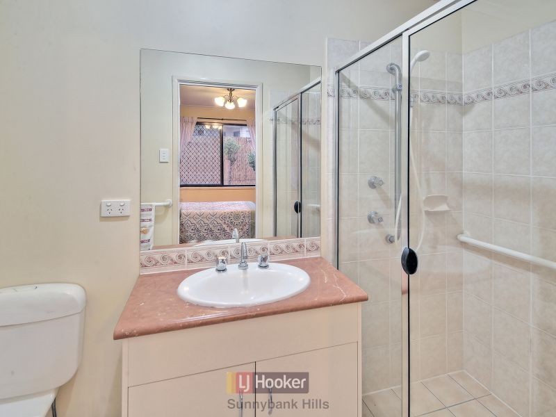 12 Oakview Street, Parkinson QLD 4115