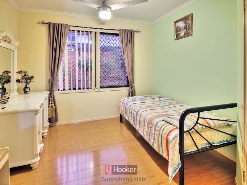 12 Oakview Street, Parkinson QLD 4115