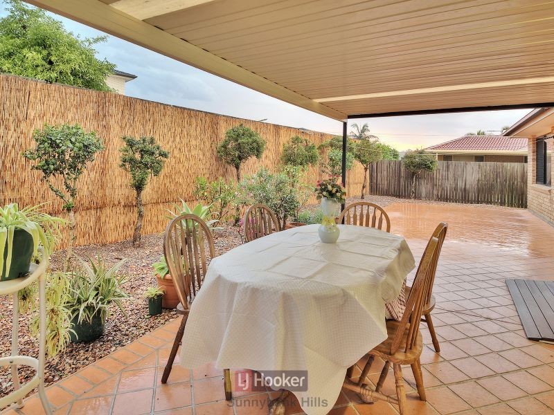 12 Oakview Street, Parkinson QLD 4115