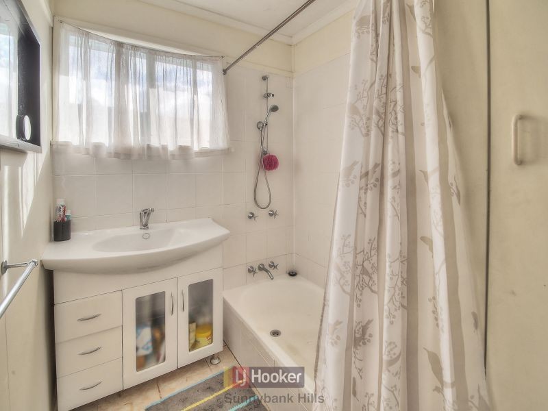 17 Kelceda Street, Sunnybank Hills QLD 4109