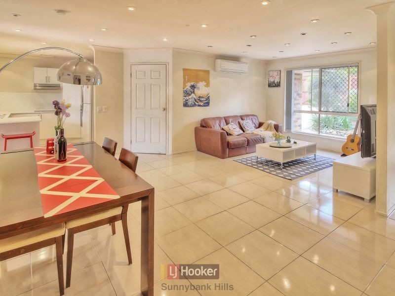 10 Housman Place, Calamvale QLD 4116