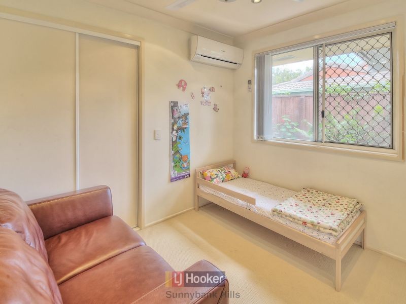 10 Housman Place, Calamvale QLD 4116
