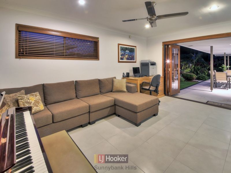 4 Venosa Place, Sunnybank Hills QLD 4109