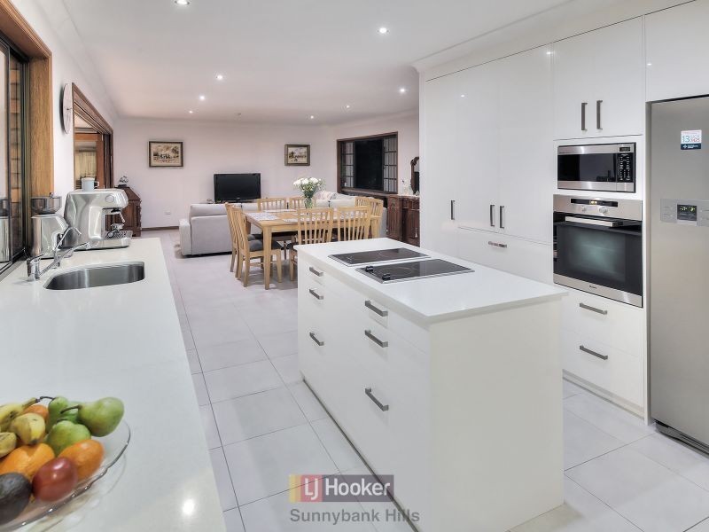 4 Venosa Place, Sunnybank Hills QLD 4109