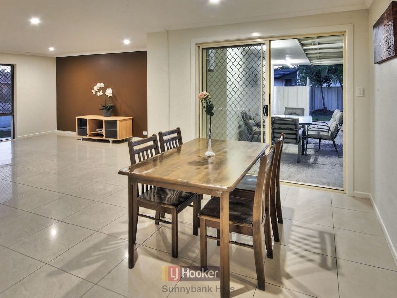 17 Hellawell Road, Sunnybank Hills QLD 4109