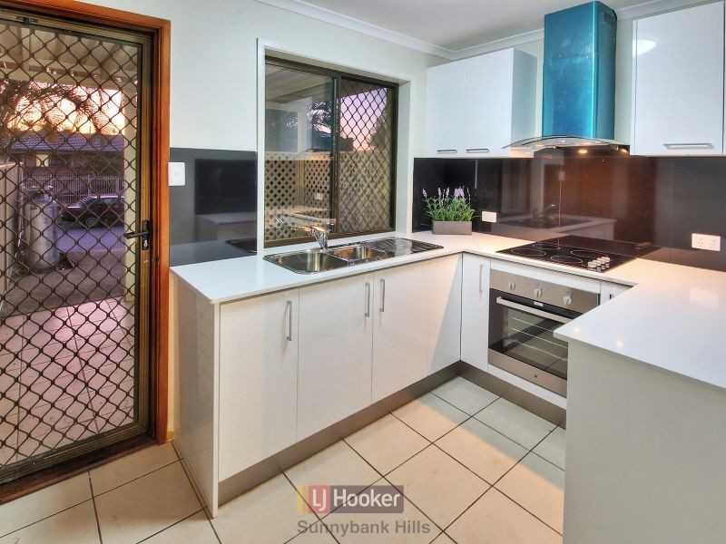 17 Hellawell Road, Sunnybank Hills QLD 4109