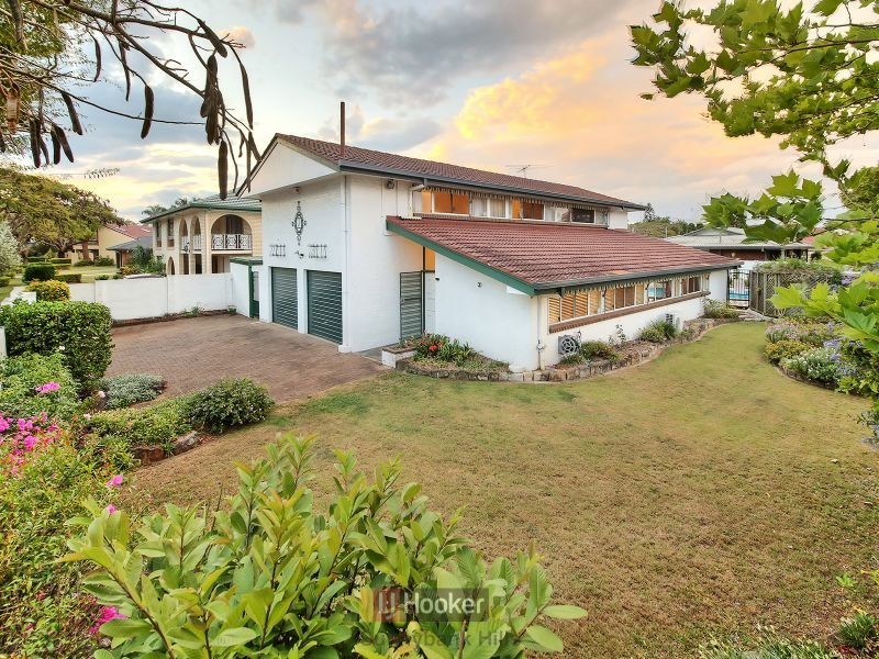 2 Burmel Street, Robertson QLD 4109