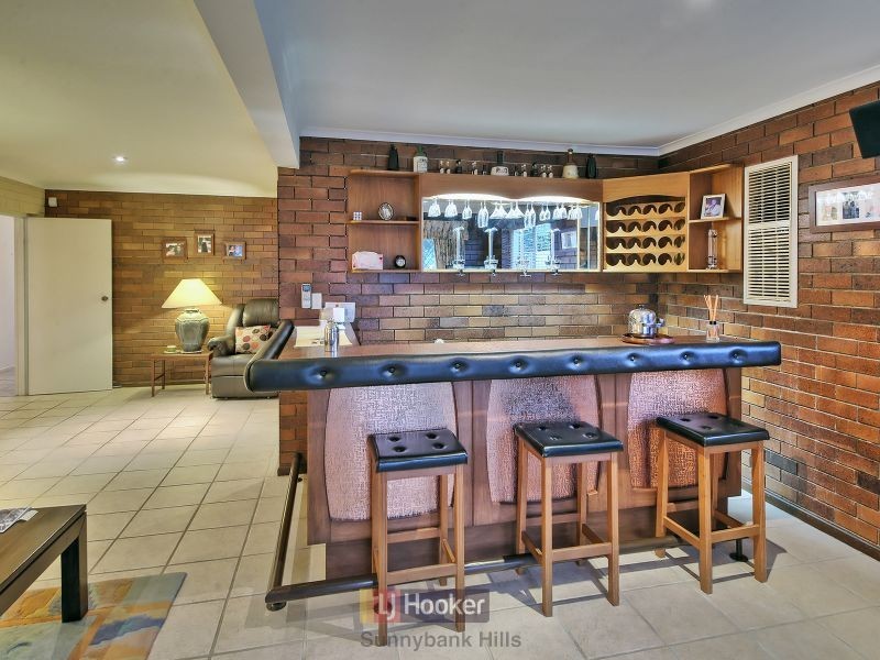 2 Burmel Street, Robertson QLD 4109