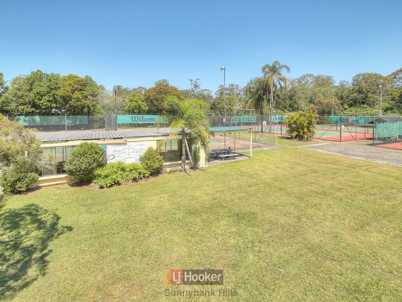 29 Padstow Road, Eight Mile Plains QLD 4113