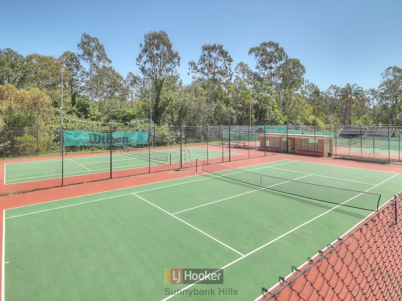 29 Padstow Road, Eight Mile Plains QLD 4113