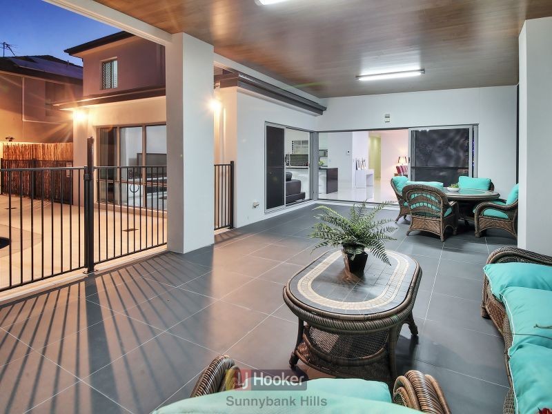 26 Hunter Close, Calamvale QLD 4116