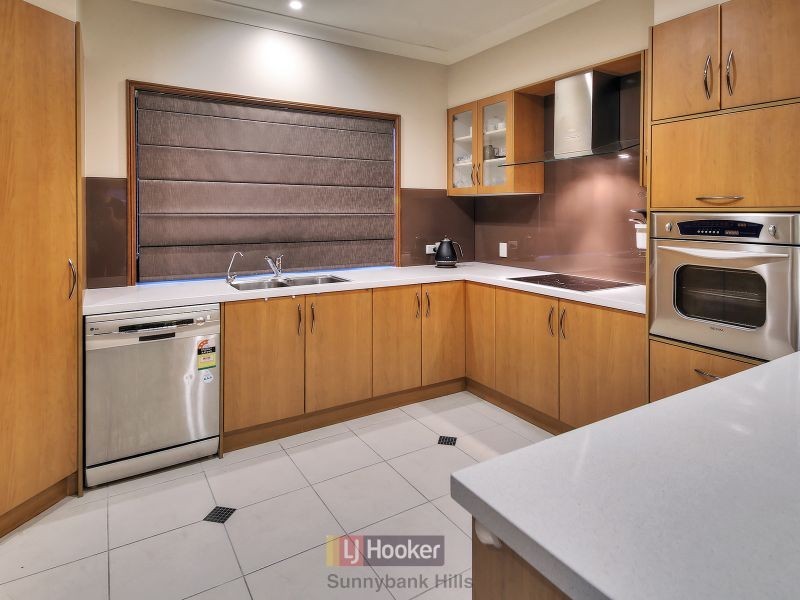 25 Juniper Circuit, Stretton QLD 4116