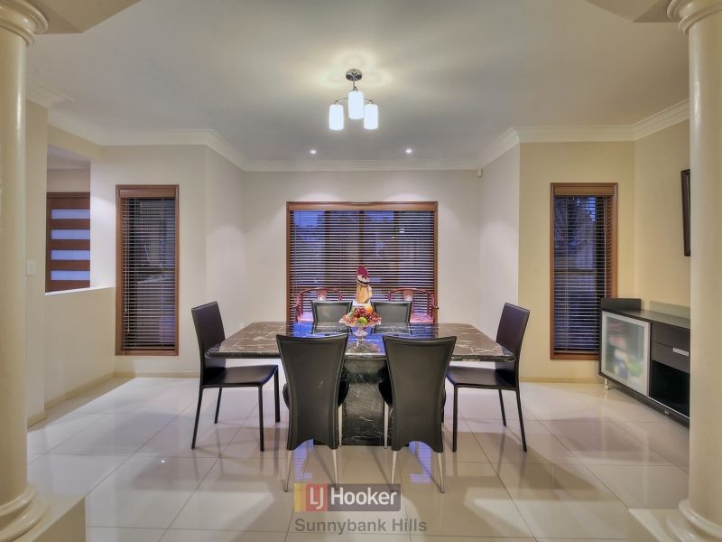 25 Juniper Circuit, Stretton QLD 4116