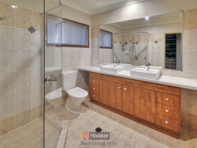 25 Juniper Circuit, Stretton QLD 4116