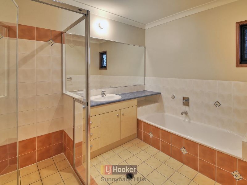 25 Juniper Circuit, Stretton QLD 4116