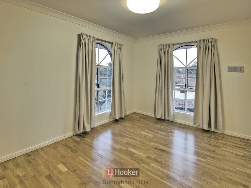 49 Maywood Crescent, Calamvale QLD 4116