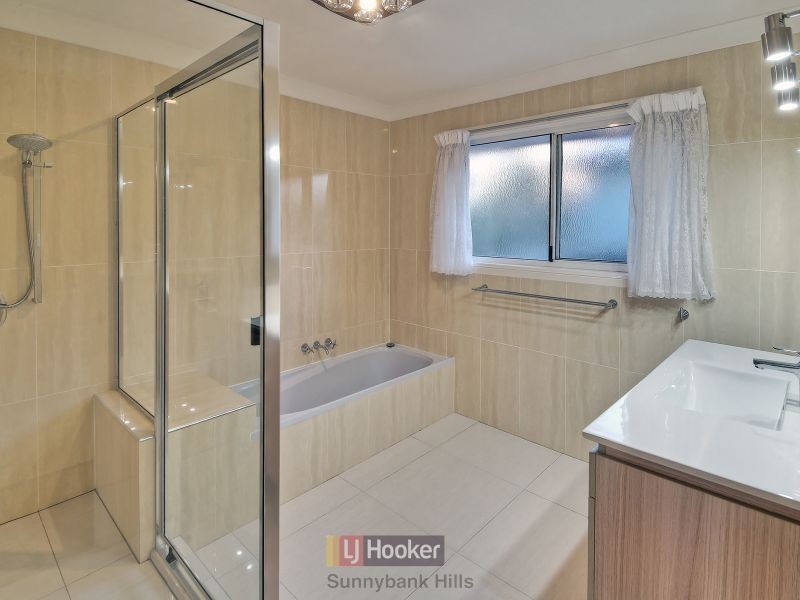 49 Maywood Crescent, Calamvale QLD 4116