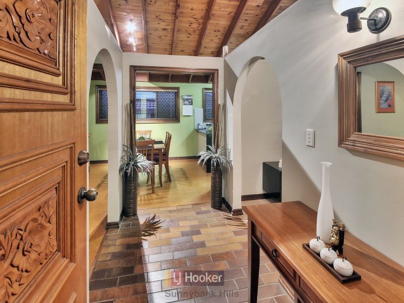 87 Driftwood Street, Sunnybank Hills QLD 4109