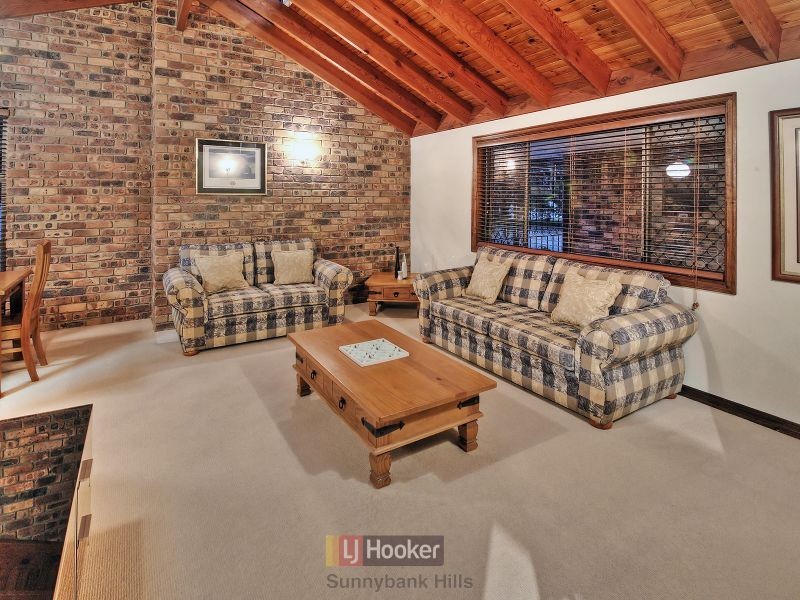 87 Driftwood Street, Sunnybank Hills QLD 4109