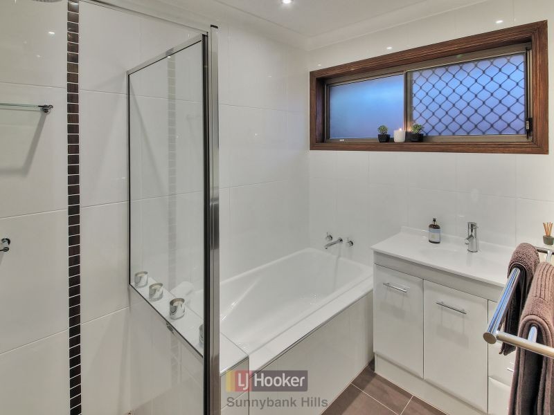 87 Driftwood Street, Sunnybank Hills QLD 4109