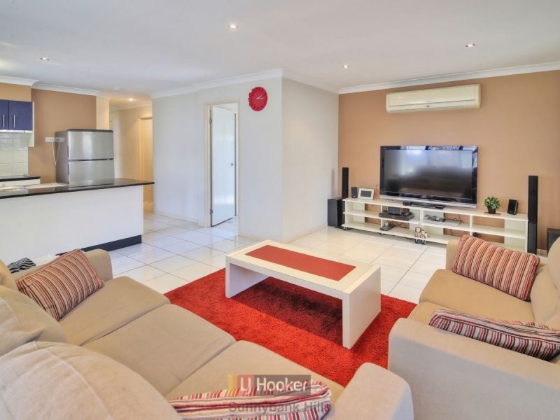 7 Simveesh Street, Calamvale QLD 4116