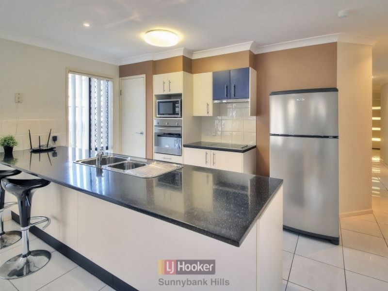 7 Simveesh Street, Calamvale QLD 4116