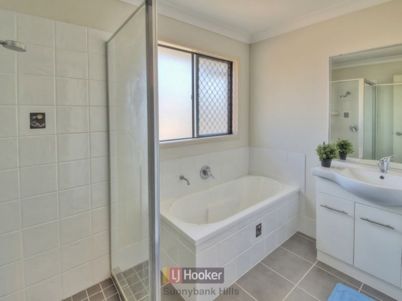 7 Simveesh Street, Calamvale QLD 4116