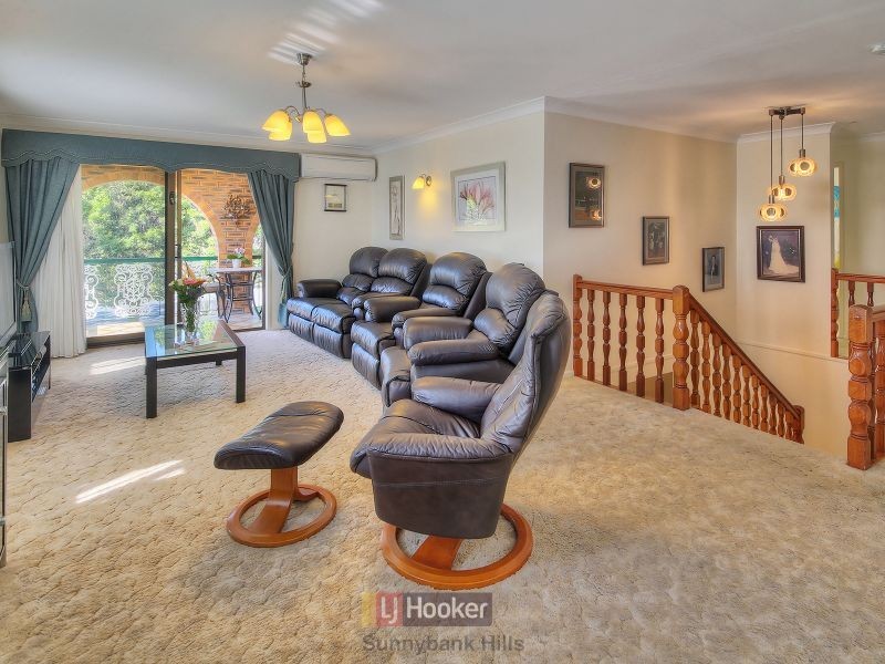 17 Chartreuse Street, Sunnybank Hills QLD 4109