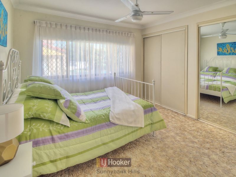 17 Chartreuse Street, Sunnybank Hills QLD 4109