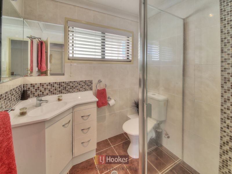 17 Chartreuse Street, Sunnybank Hills QLD 4109