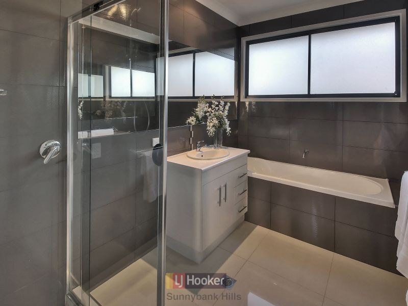 36 Langford Street, Eight Mile Plains QLD 4113