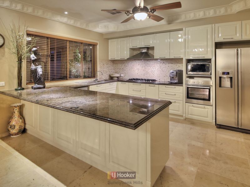 19 Hatia Place, Kuraby QLD 4112