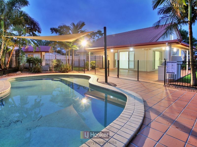 16 Janarde Place, Parkinson QLD 4115