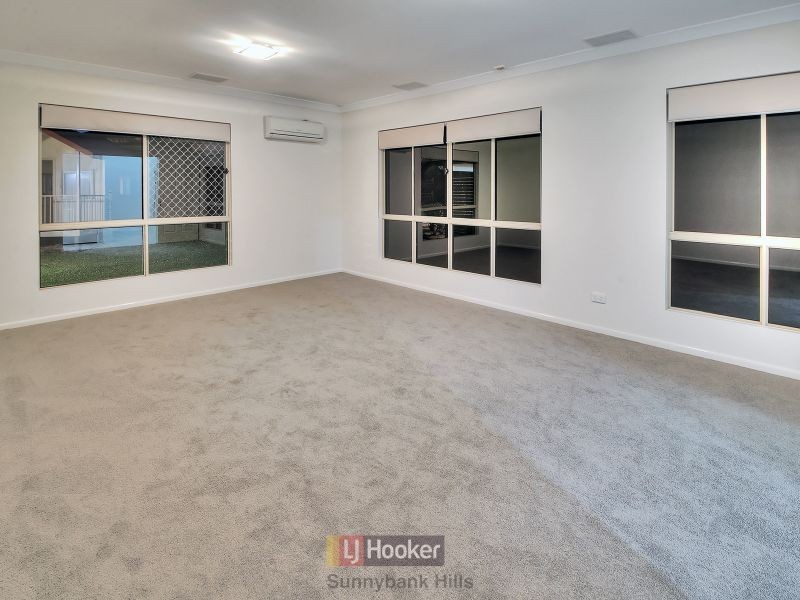 16 Janarde Place, Parkinson QLD 4115